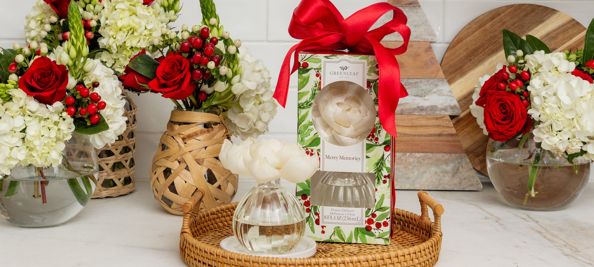 Merry Memories: The Fragrance of the Season